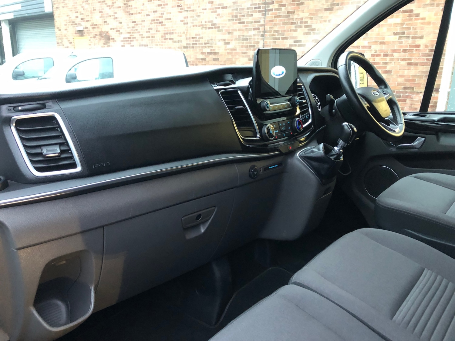 Used Ford Tourneo Custom 2018 for sale - 76663163: Photo 4