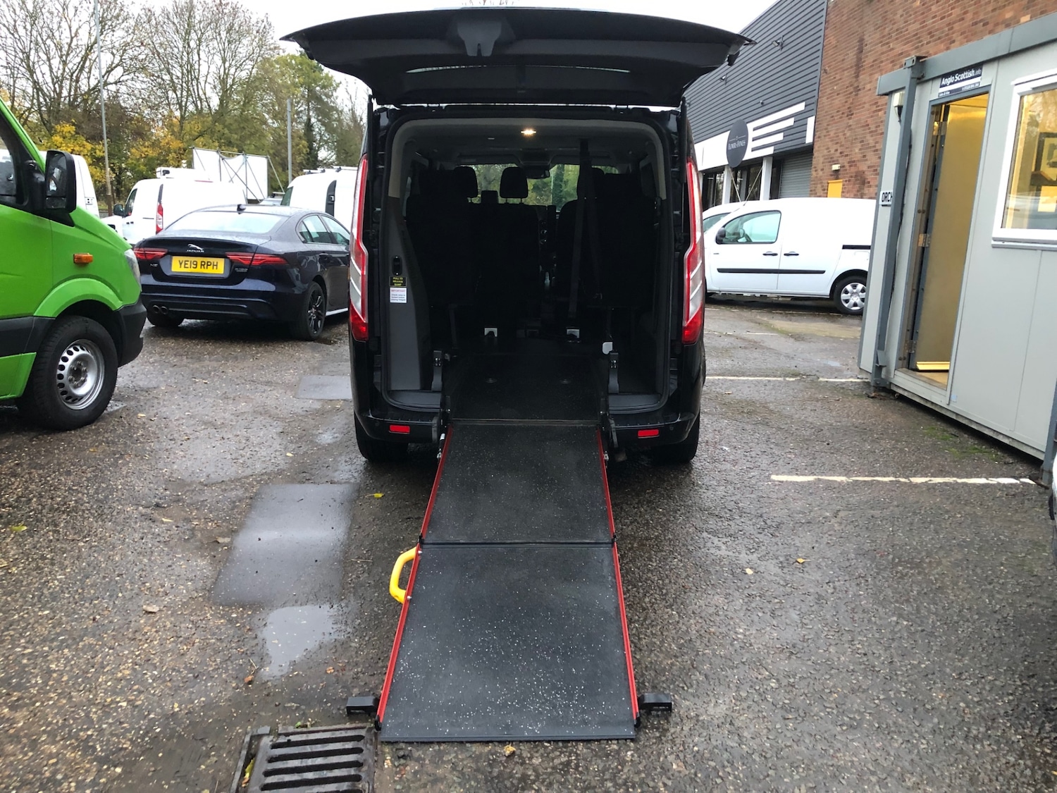 Used Ford Tourneo Custom 2018 for sale - 76663163: Photo 7