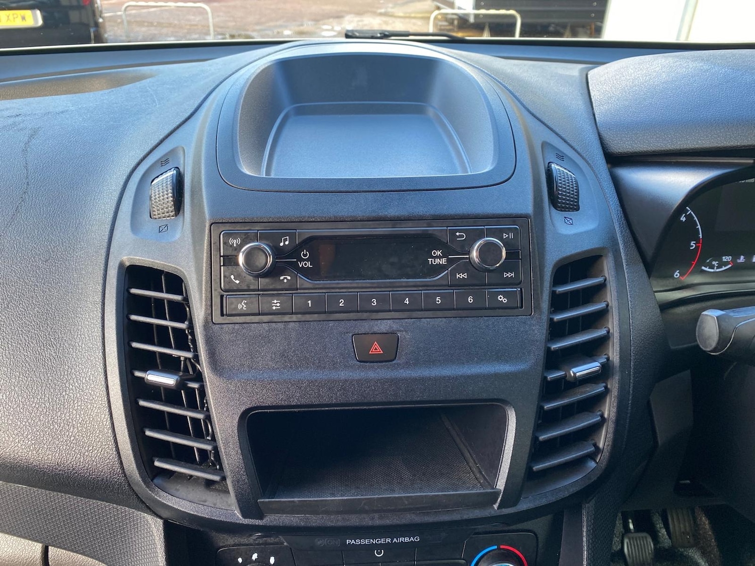 Used Ford Transit Connect 2020 for sale - 77708567: Photo 11