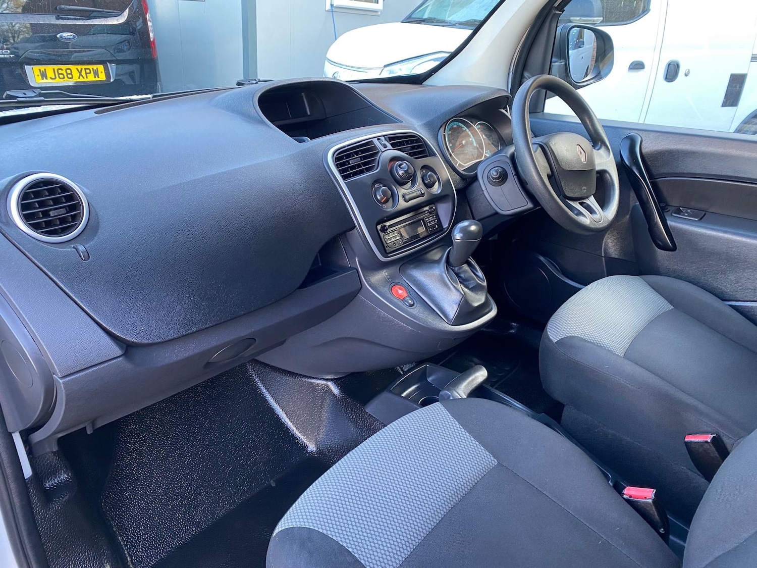 Used Renault Kangoo 2020 for sale - 77856017: Photo 7