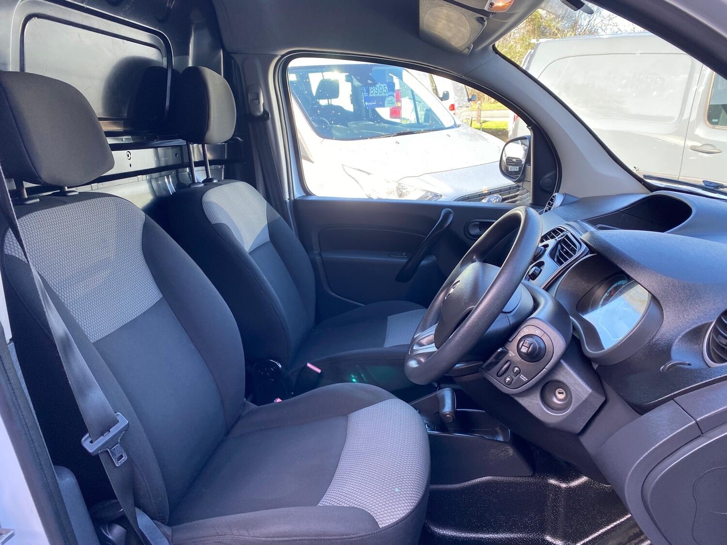 Used Renault Kangoo 2020 for sale - 77856017: Photo 9