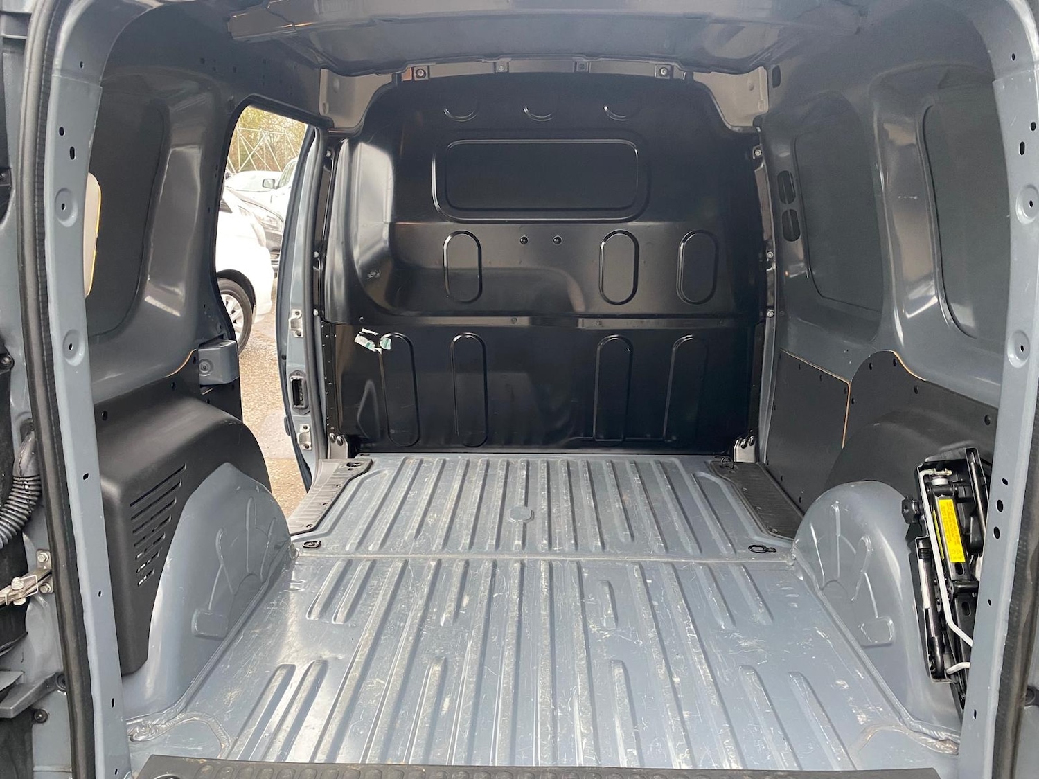 Used Renault Kangoo 2020 for sale - 77762992: Photo 5