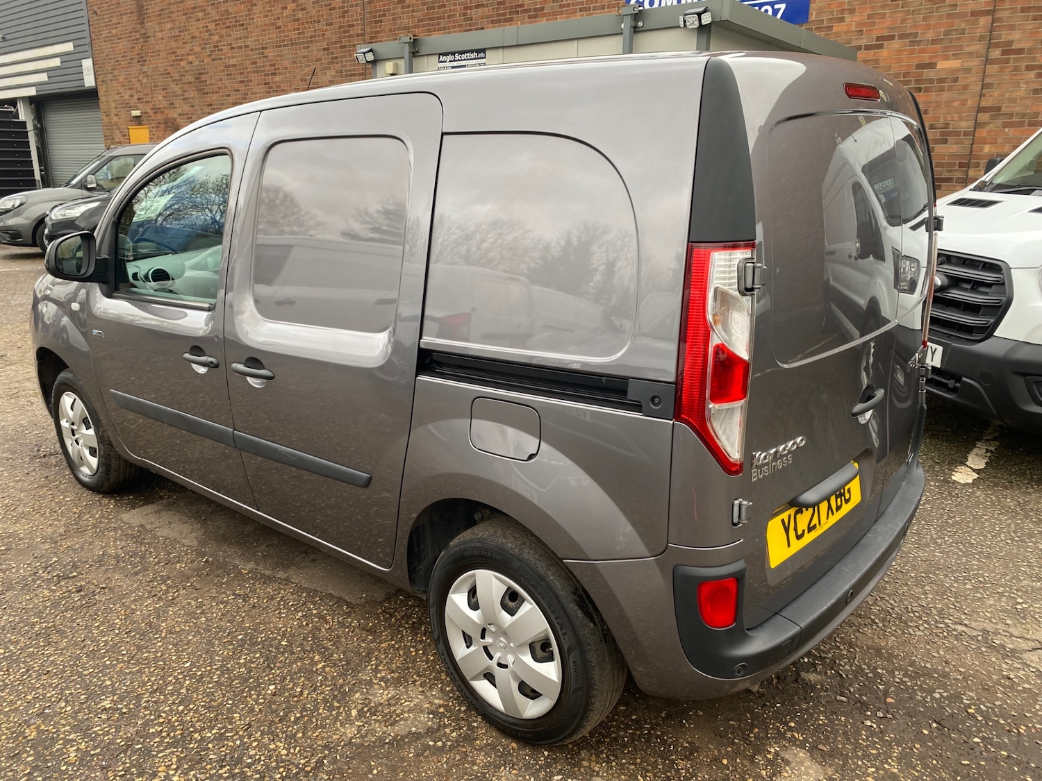 Used Renault Kangoo 2021 for sale - 77298651: Photo 2