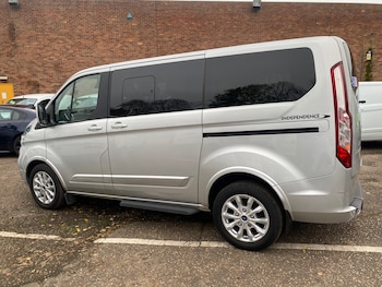 Used Ford Tourneo Custom 2019 for sale - 76766605: Photo
