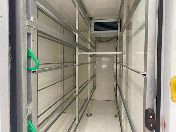 Used Mercedes-Benz Sprinter 2017 for sale - 76254848: Photo 11