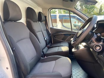 Used Renault Trafic 2023 for sale - 79649675: Photo