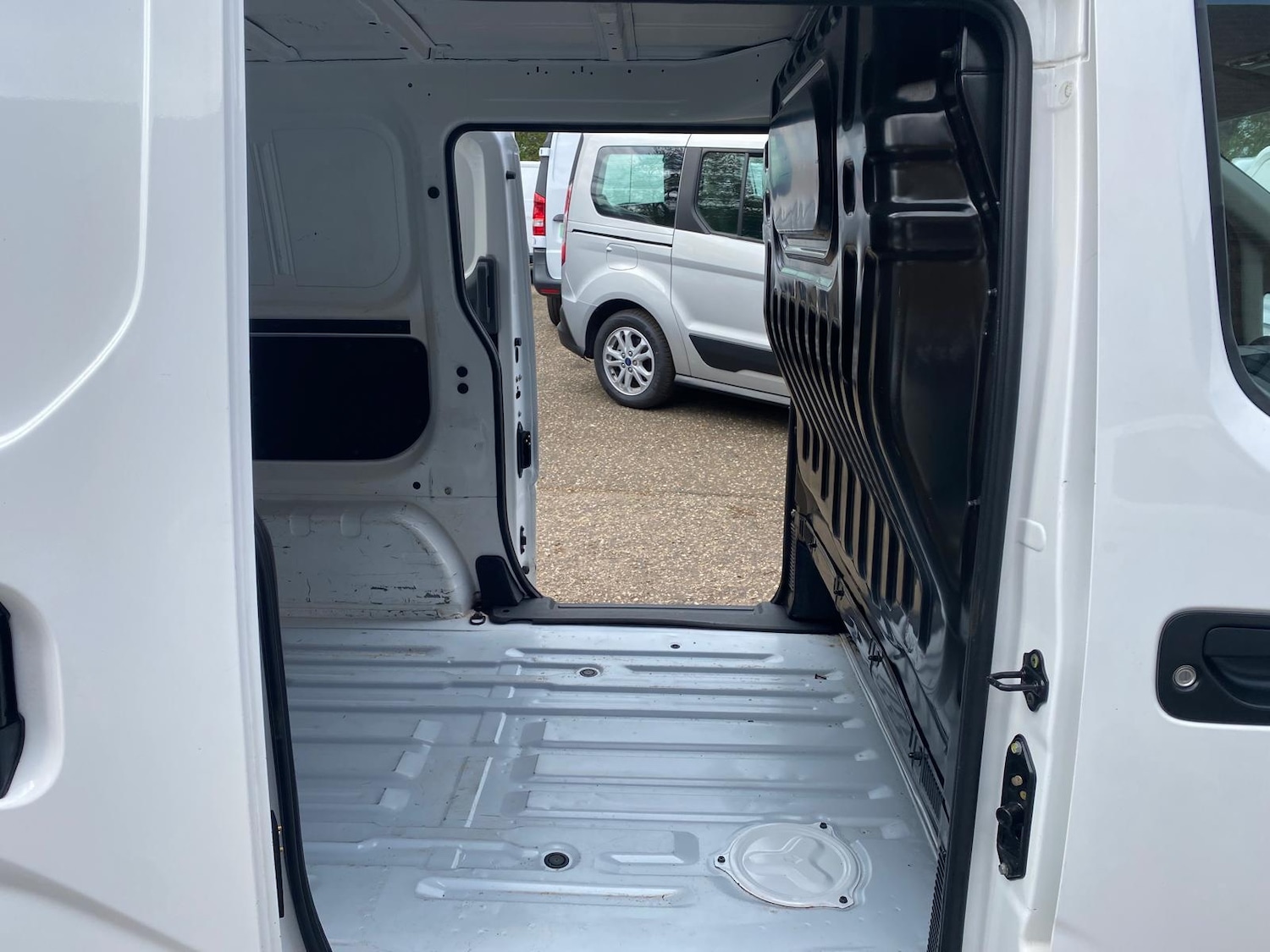 Used Nissan e-NV200 2021 for sale - 78162240: Photo 8