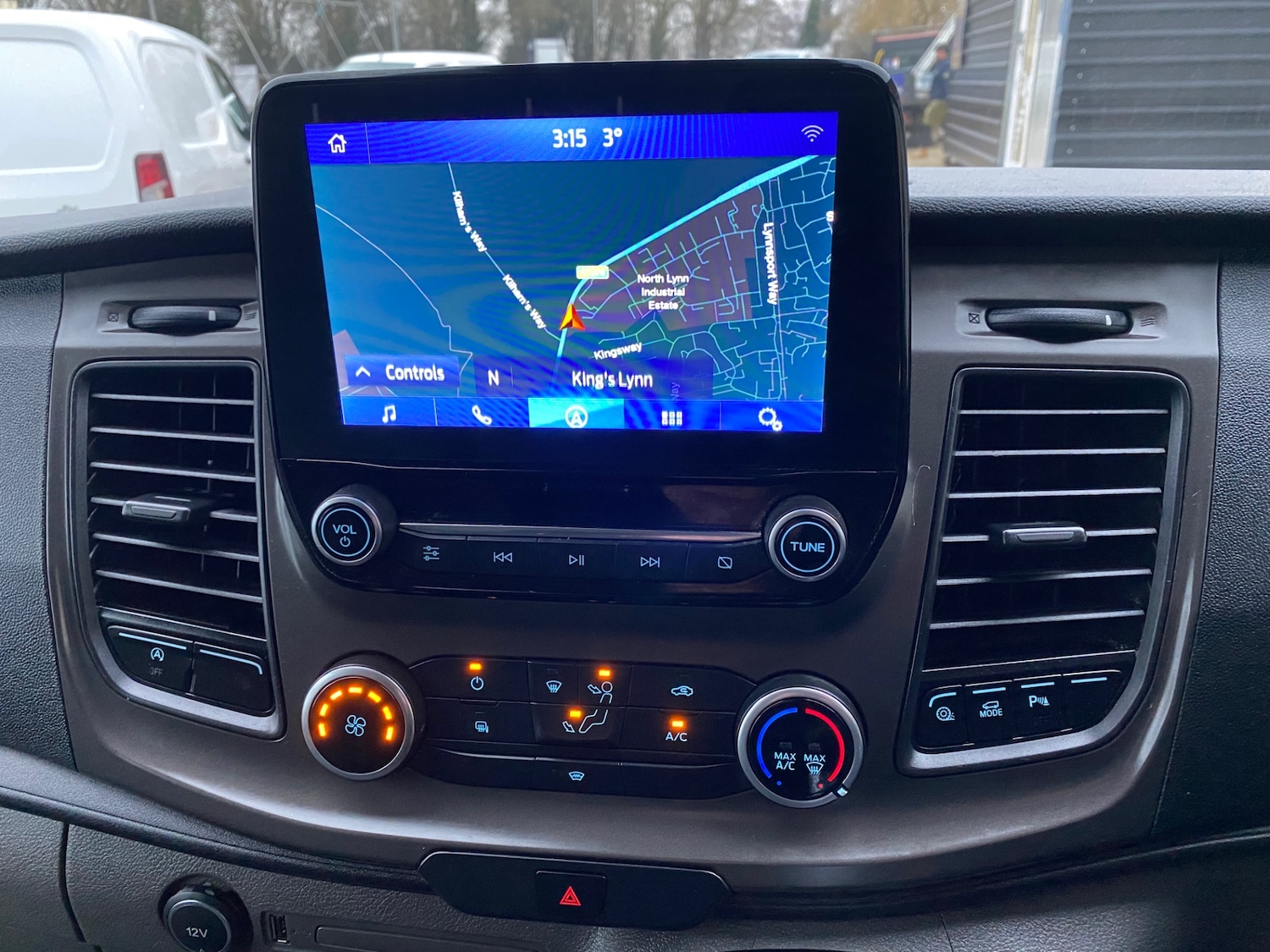 Used Ford Transit Custom 2020 for sale - 77420651: Photo 4