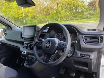 Used Renault Trafic 2023 for sale - 78323790: Photo