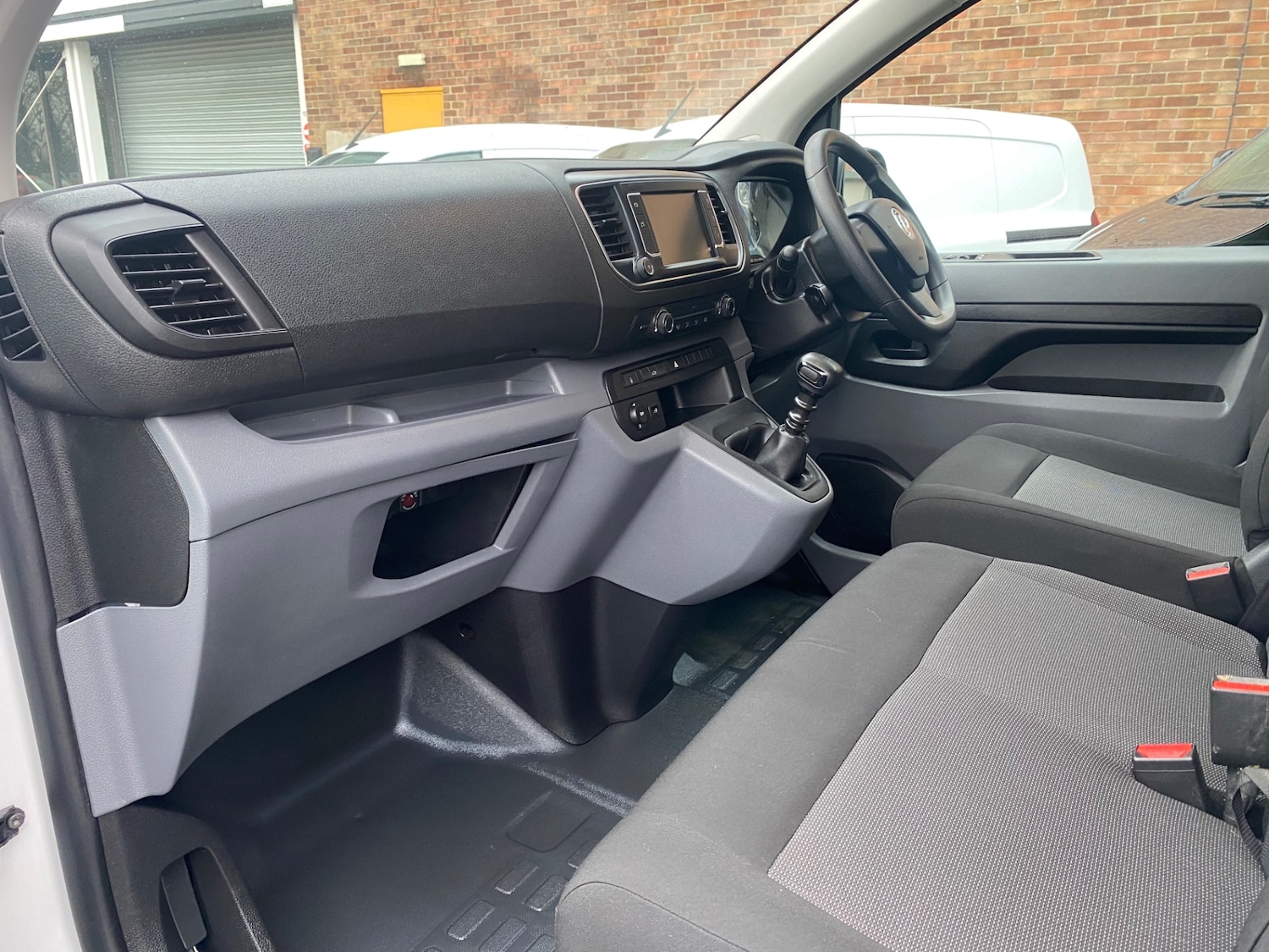 Used Vauxhall Vivaro 2022 for sale - 76565536: Photo 4