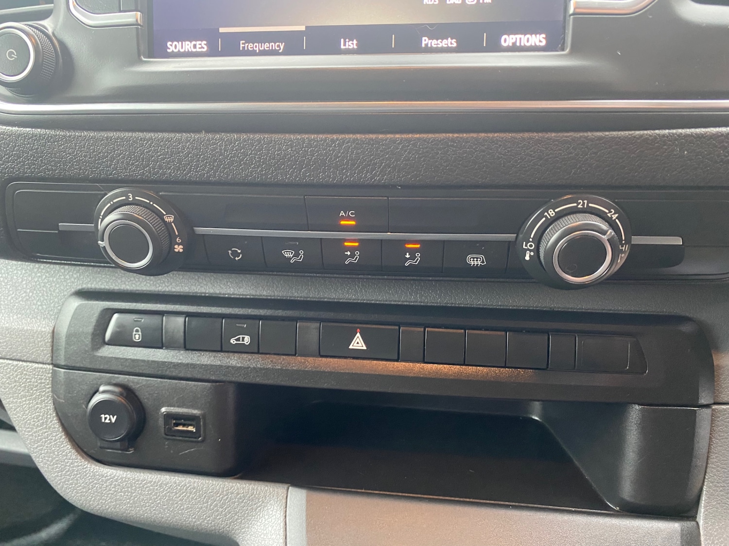 Used Vauxhall Vivaro 2022 for sale - 76565536: Photo 6