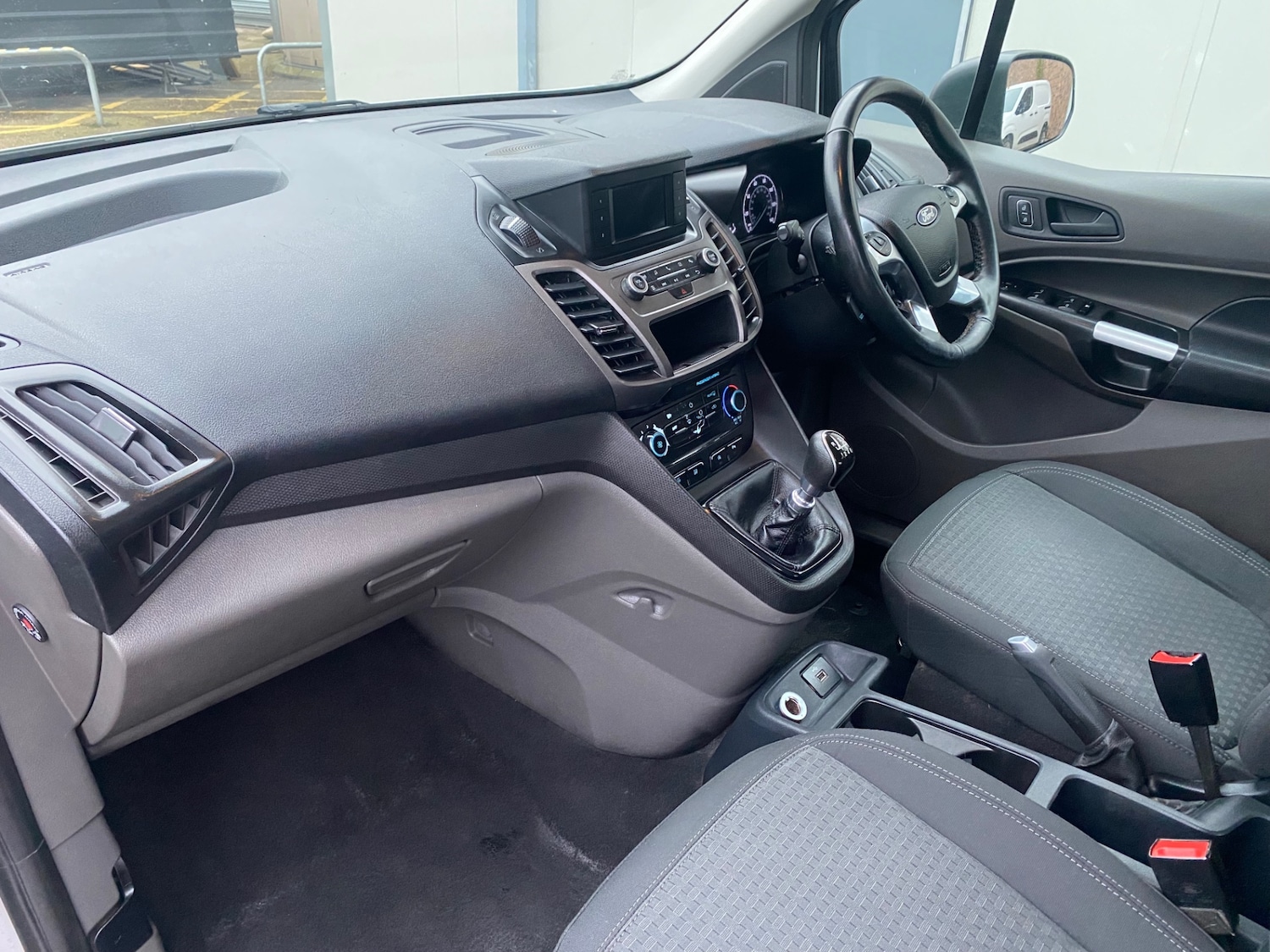 Used Ford Grand Tourneo Connect 2020 for sale - 77501944: Photo 10