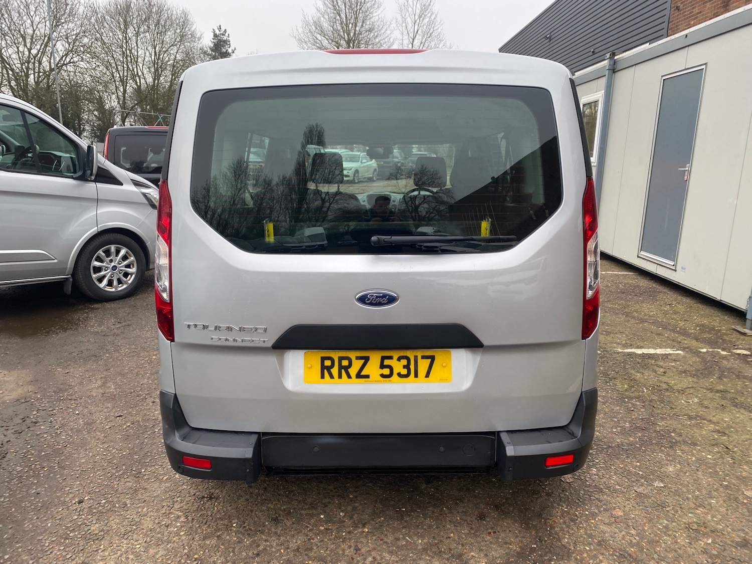 Used Ford Grand Tourneo Connect 2020 for sale - 77501944: Photo 17