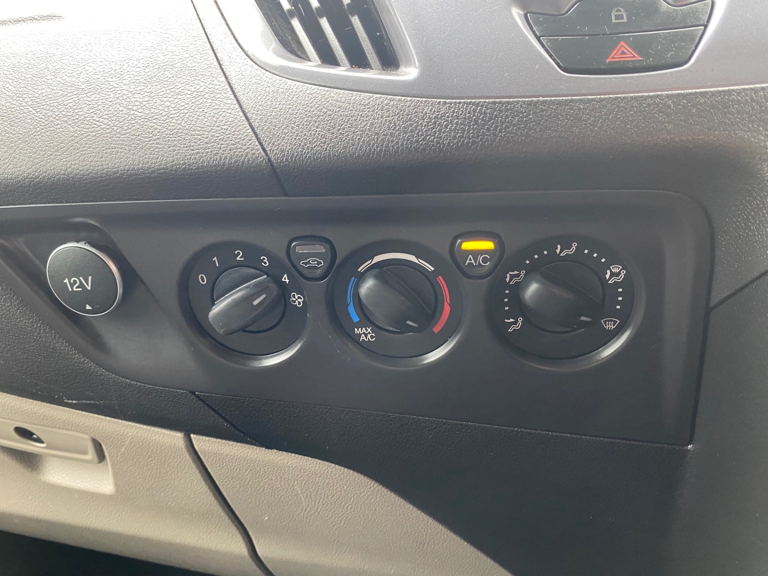 Used Ford Tourneo Custom 2018 for sale - 77300355: Photo 13