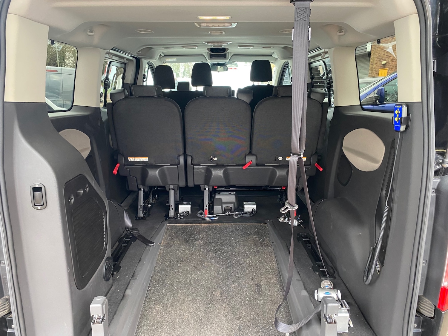 Used Ford Tourneo Custom 2018 for sale - 77300355: Photo 17