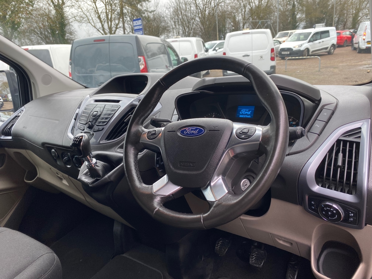 Used Ford Tourneo Custom 2018 for sale - 77300355: Photo 3