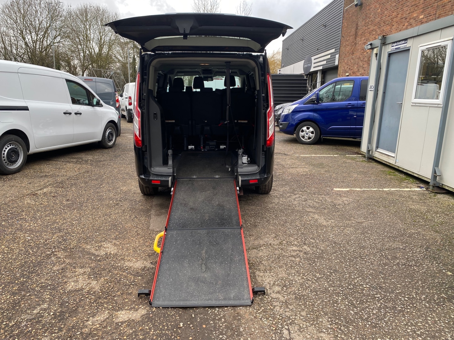 Used Ford Tourneo Custom 2018 for sale - 77300355: Photo 5