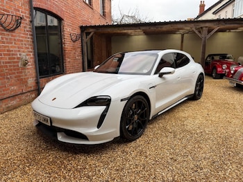 Used Porsche Taycan 2023 for sale - 79395313: Photo