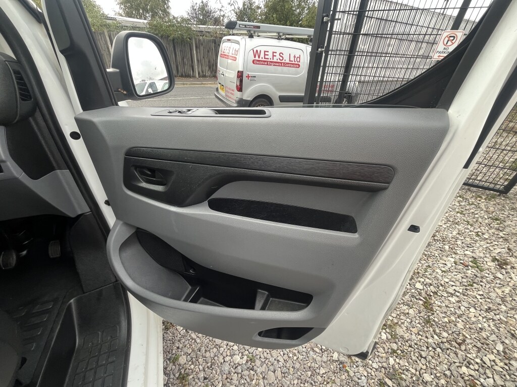Used Vauxhall Vivaro 2022 for sale - 76288707: Photo 11