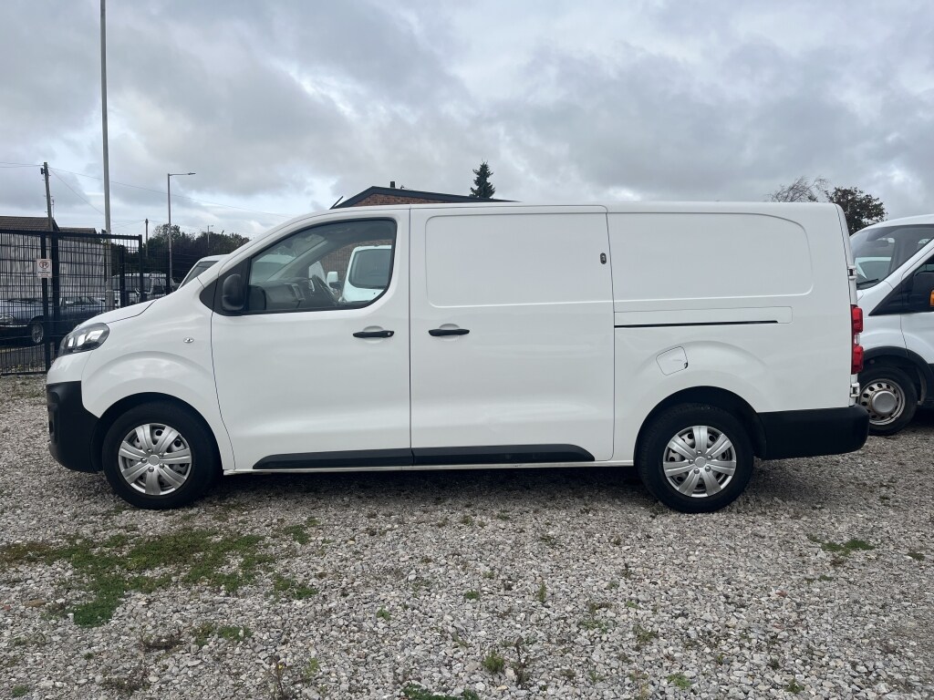 Used Vauxhall Vivaro 2022 for sale - 76288707: Photo 8