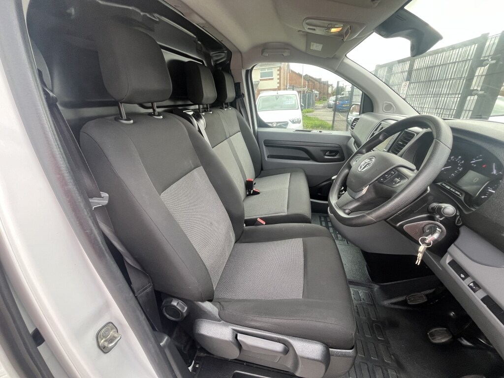 Used Vauxhall Vivaro 2022 for sale - 76288707: Photo 9