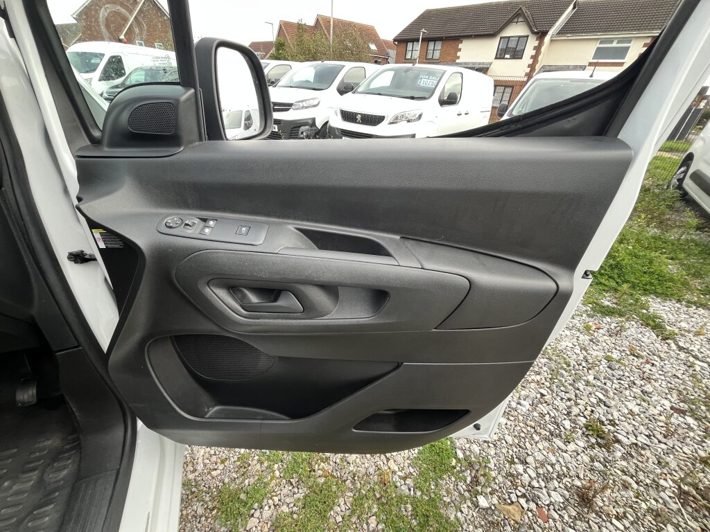 Used Peugeot Partner 2023 for sale - 76198653: Photo 11