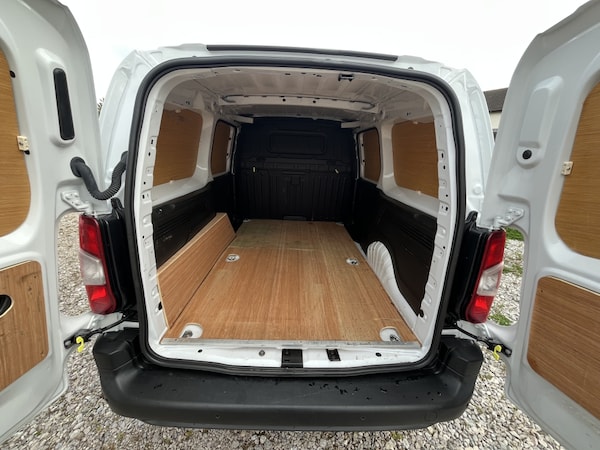 Used Peugeot Partner 2023 for sale - 76198653: Photo 16