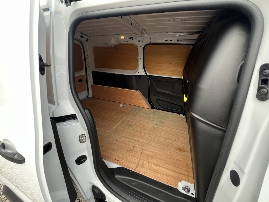 Used Peugeot Partner 2023 for sale - 76198653: Photo 17