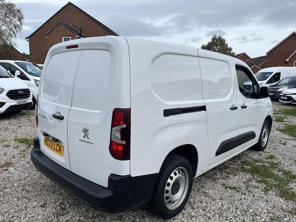 Used Peugeot Partner 2023 for sale - 76198653: Photo 3