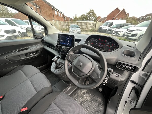 Used Peugeot Partner 2023 for sale - 76198653: Photo 9