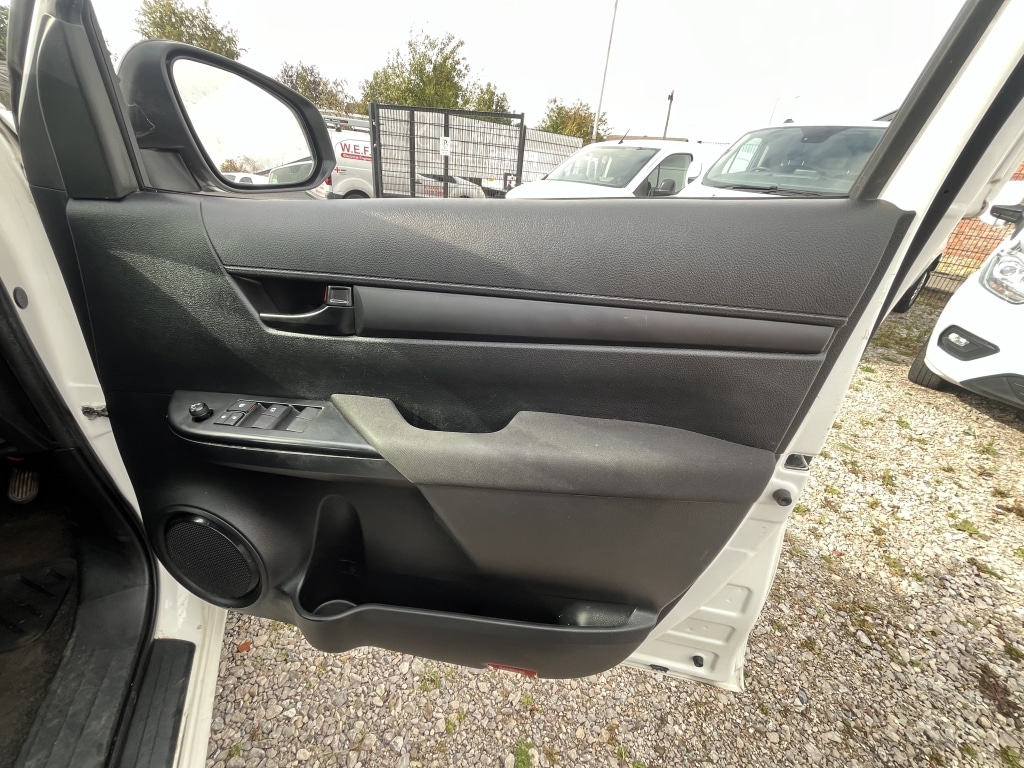 Used Toyota Hilux 2020 for sale - 76288709: Photo 11