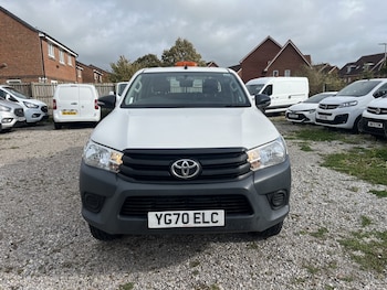 Used Toyota Hilux 2020 for sale - 76288709: Photo 2