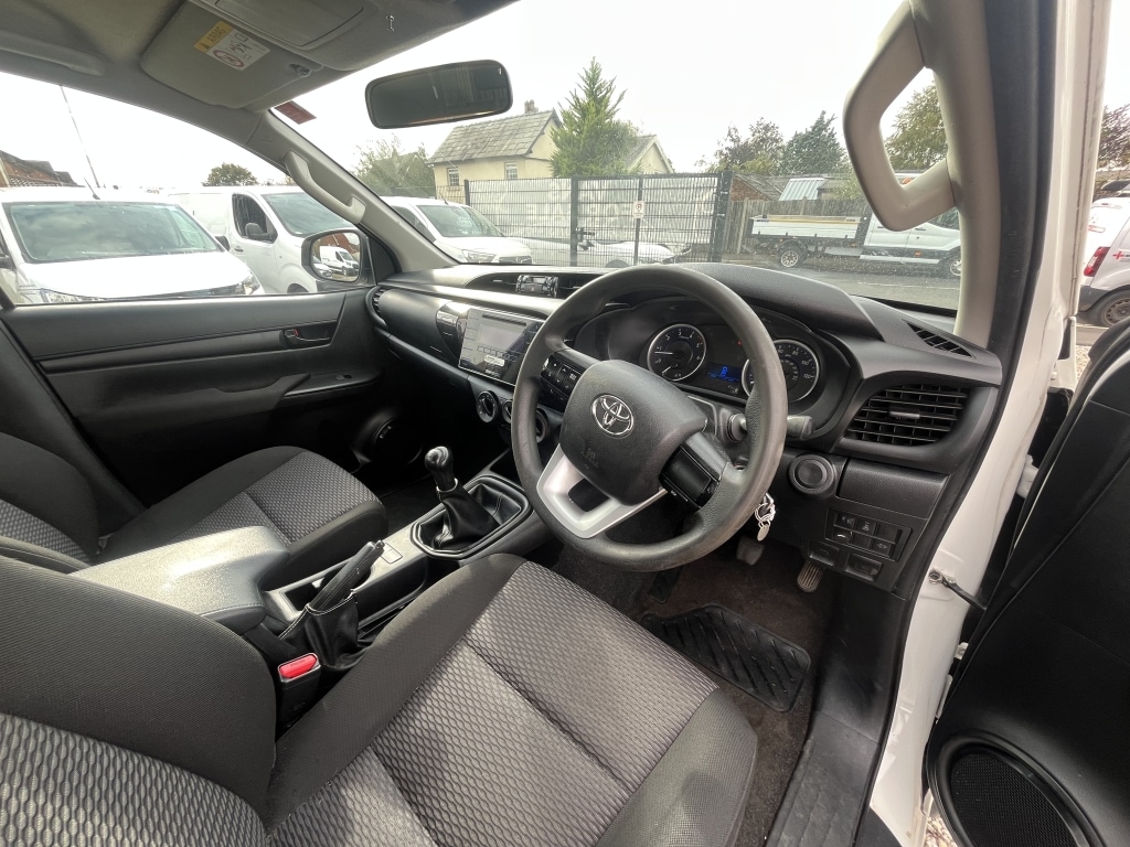Used Toyota Hilux 2020 for sale - 76288709: Photo 9