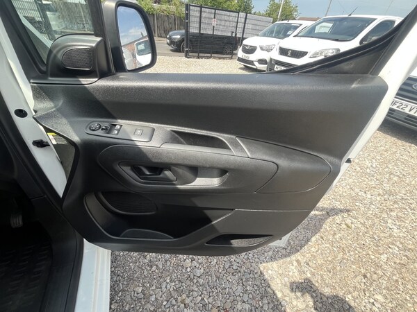 Used Peugeot Partner 2020 for sale - 75026884: Photo 11