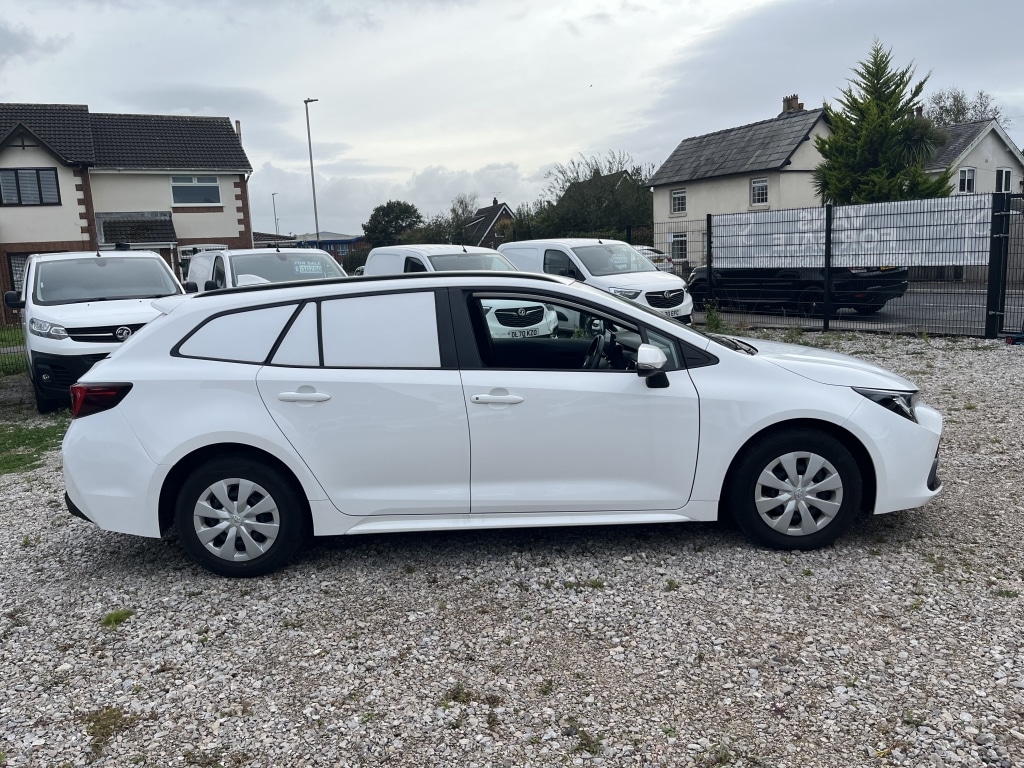 Used Toyota Corolla 2023 for sale - 76198668: Photo 2