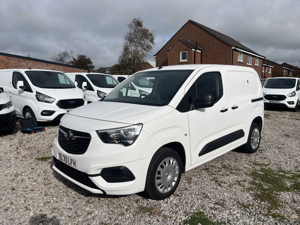 Used Vauxhall Combo 2020 for sale - 76288701: Photo 1