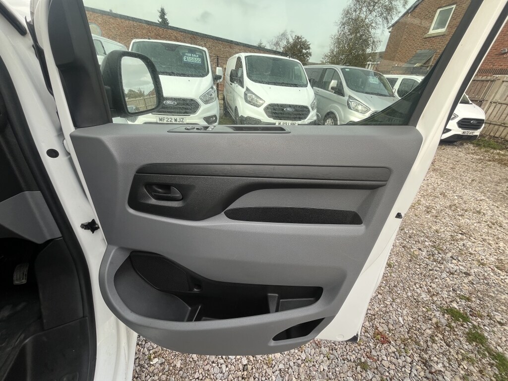 Used Vauxhall Vivaro 2021 for sale - 76198658: Photo 11