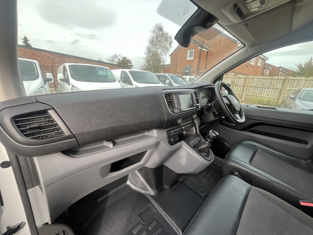 Used Vauxhall Vivaro 2021 for sale - 76198658: Photo 12