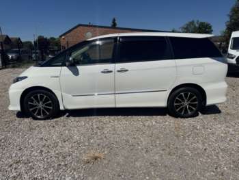 Used Toyota Estima  for sale - 74980526: Photo