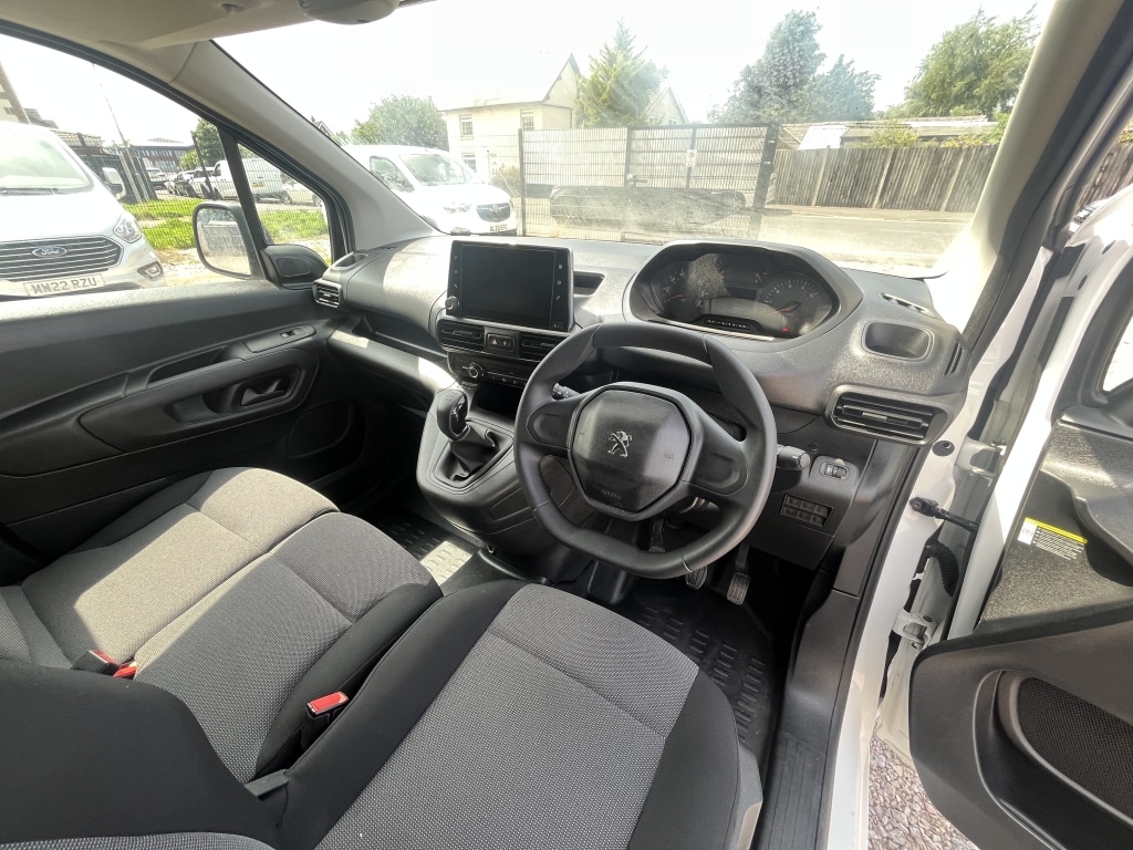 Used Peugeot Partner 2020 for sale - 76897250: Photo 9