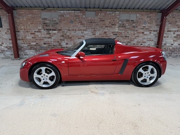 Used Vauxhall VX220 2003 for sale - 79600535: Photo