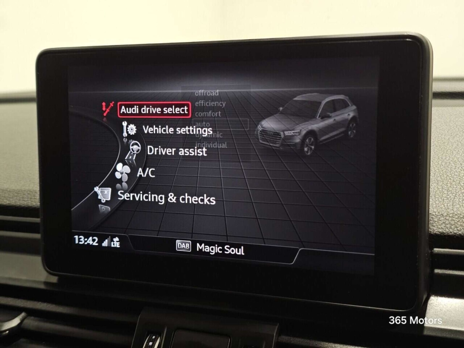 Used Audi Q5 2017 for sale - 78149554: Photo 47