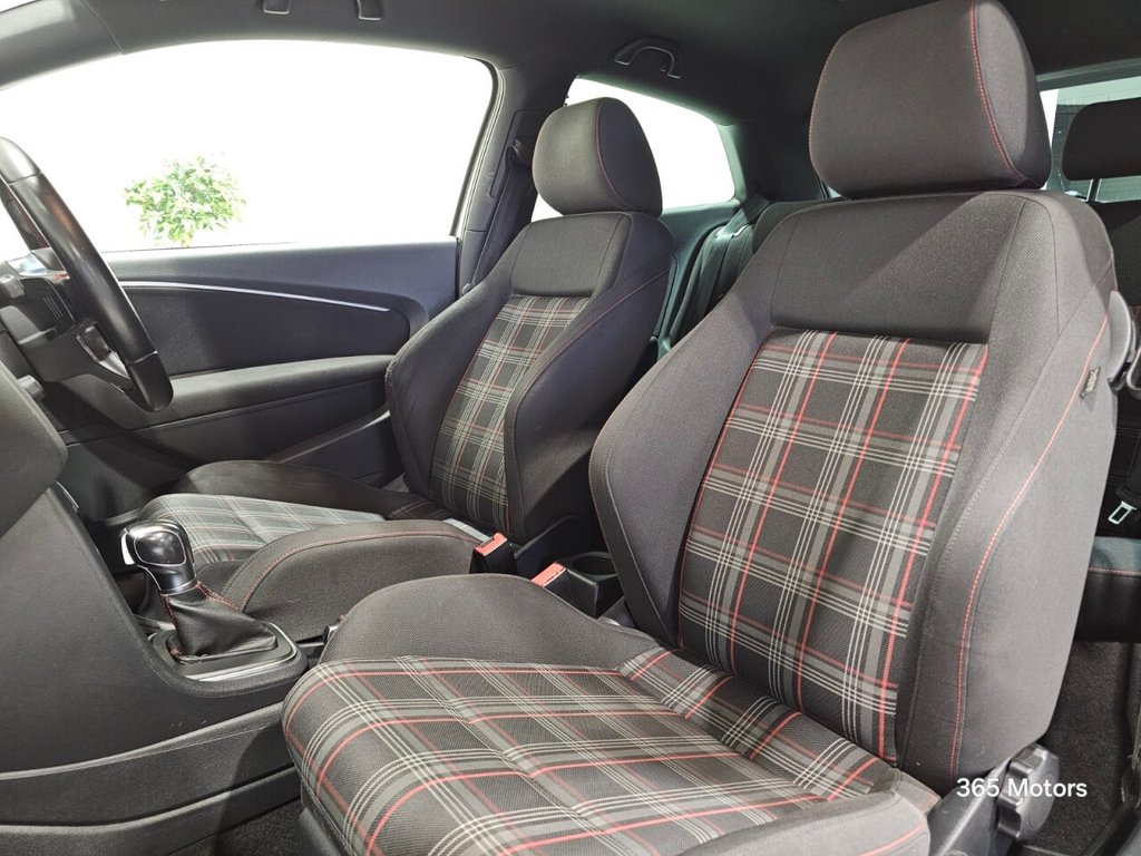 Used Volkswagen Polo 2016 for sale - 76979355: Photo 19