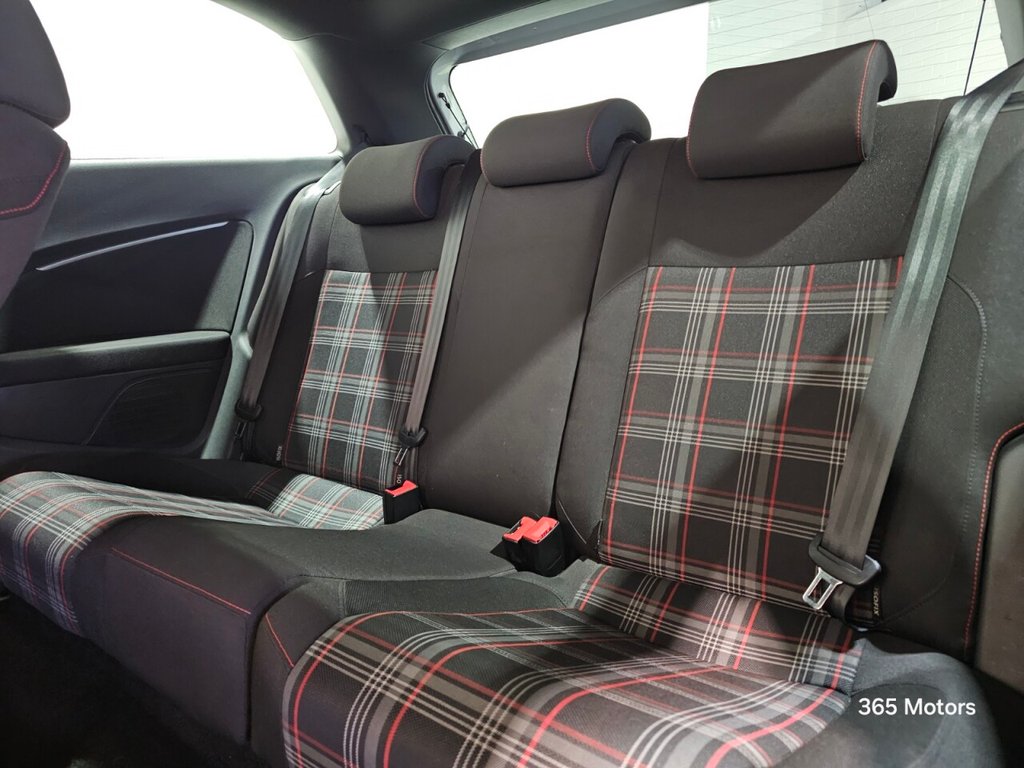 Used Volkswagen Polo 2016 for sale - 76979355: Photo 20