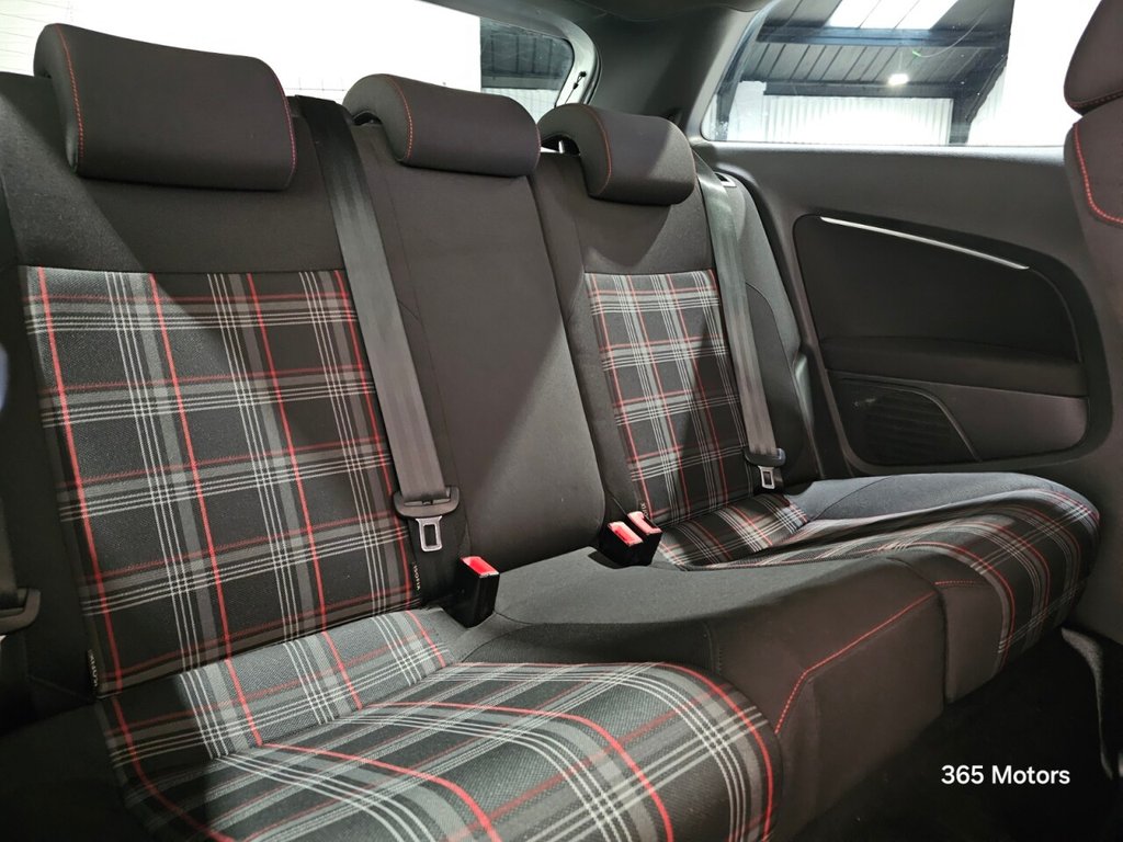 Used Volkswagen Polo 2016 for sale - 76979355: Photo 21