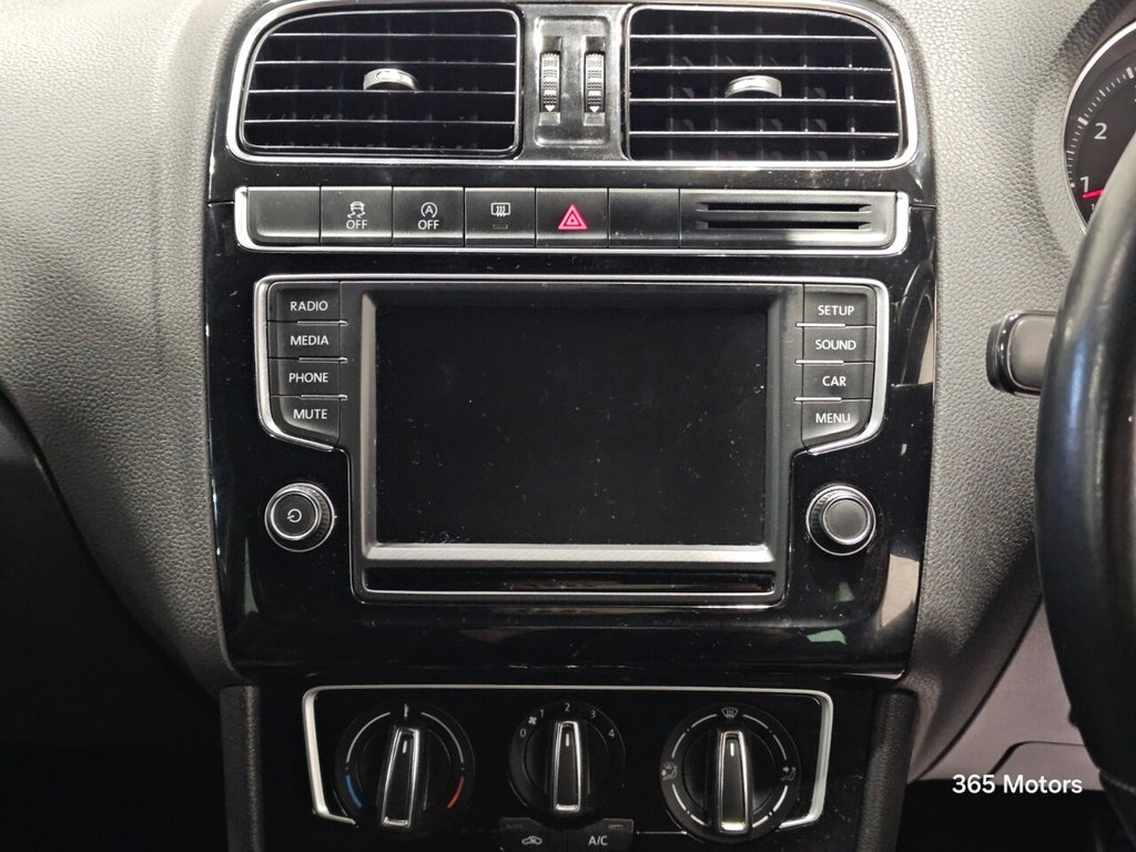 Used Volkswagen Polo 2016 for sale - 76979355: Photo 29