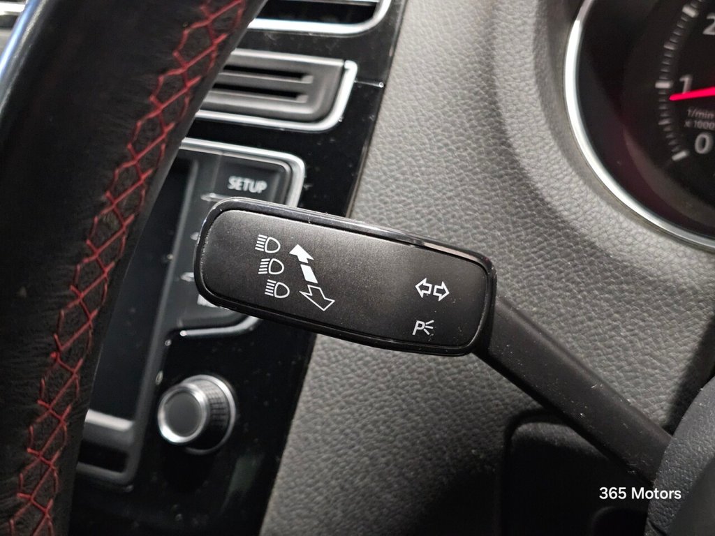 Used Volkswagen Polo 2016 for sale - 76979355: Photo 40