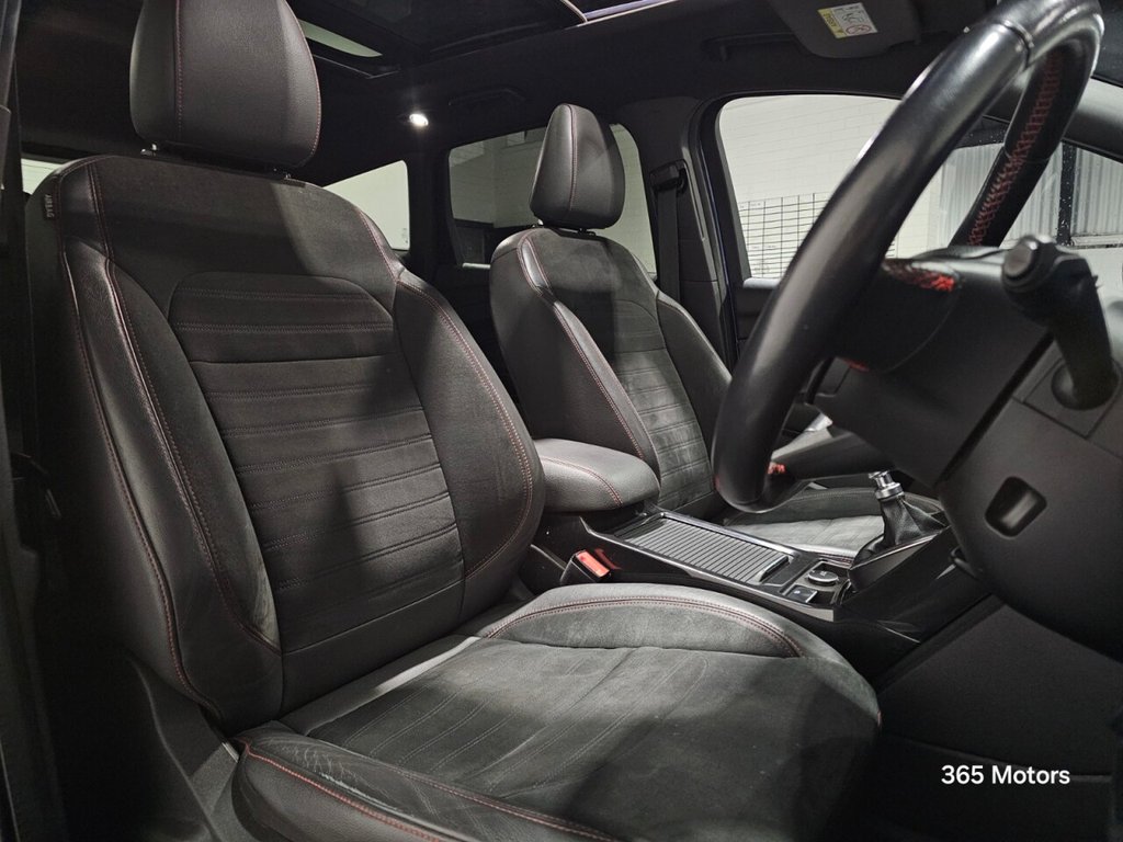 Used Ford Kuga 2018 for sale - 76979402: Photo 32