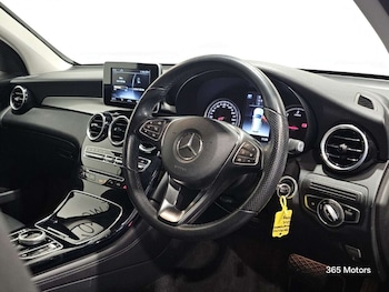 Used Mercedes-Benz GLC 2019 for sale - 78228139: Photo