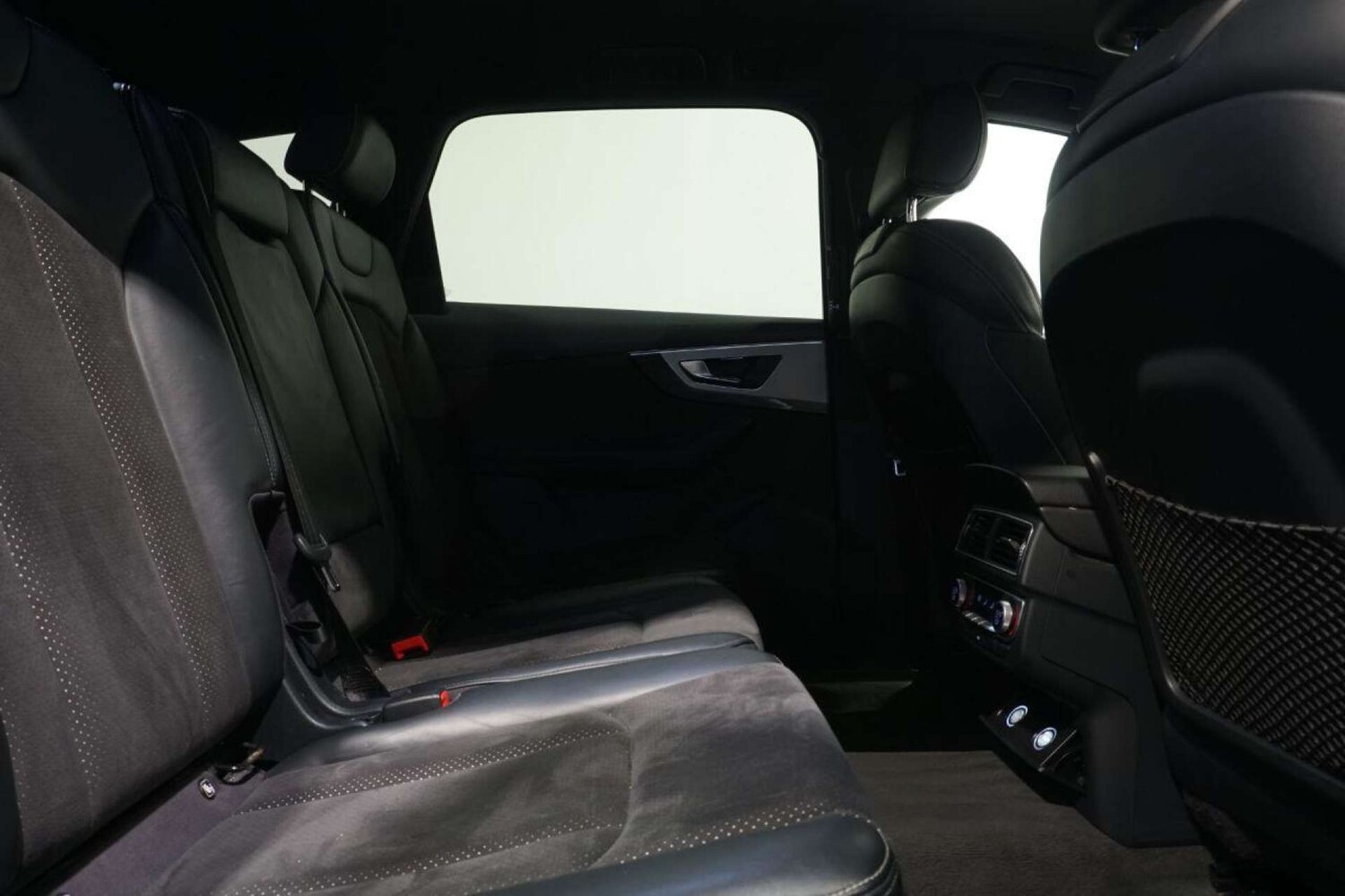 Used Audi Q7 2016 for sale - 78149555: Photo 36